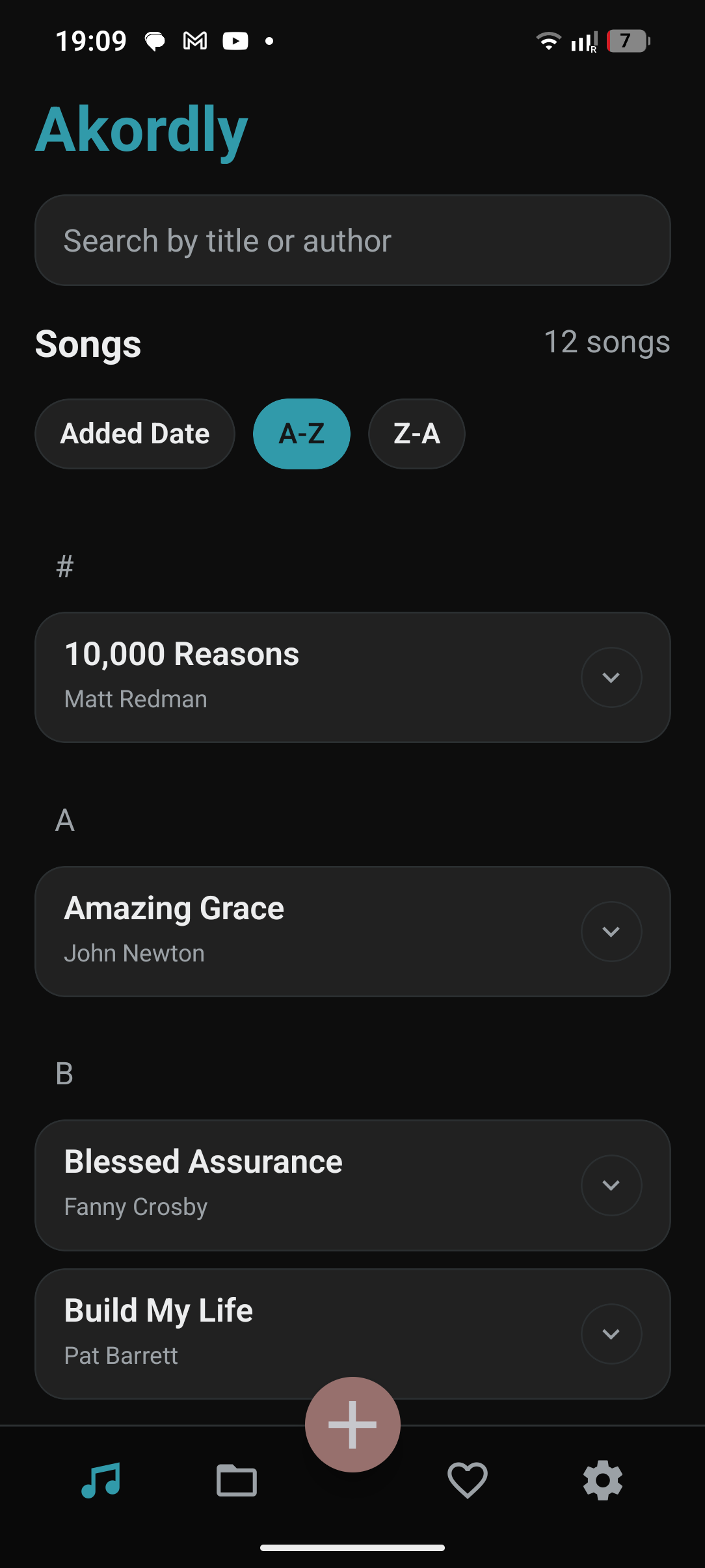 Akordly home screen with searchable song library.